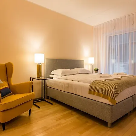 Goodson & Red Foorum Apartments דירה טאלין