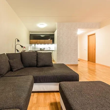 דירה Goodson & Red Foorum Apartments טאלין